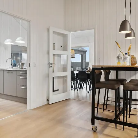 Nyaraló Cozy In With Sauna *