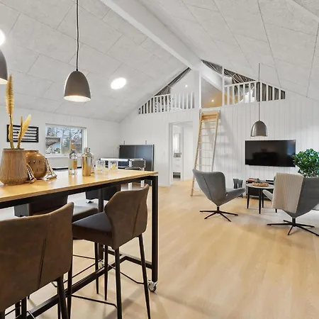 Nyaraló Cozy In With Sauna *